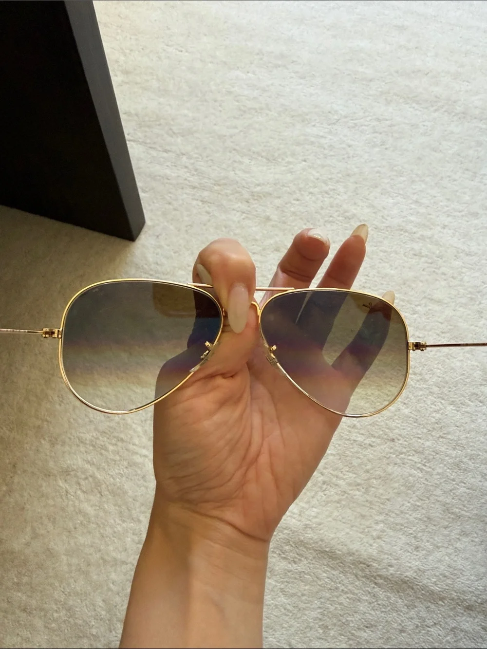Ray-Ban Aviator Sunglasses in Gold with Gray Gradient Lenses - AUTHENTIC